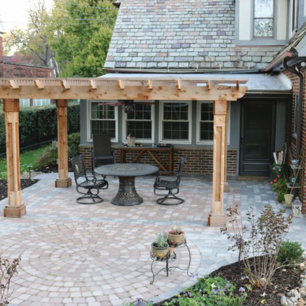 Outback, Cedar material, Grandfather posts