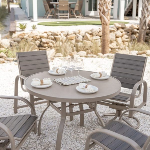 Murphy 42 round dining set 1