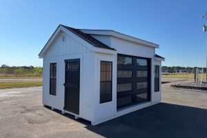 Patriot Contemporary Garage